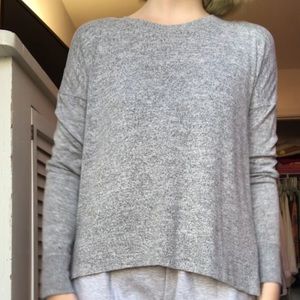 ABERCROMBIE SOFT SWEATER